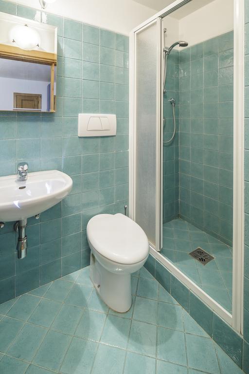 Villa Ronco - Stayincortina Кортина-д'Ампеццо Номер фото